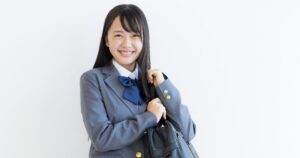 中高一貫校の定期テスト対策って公立と違うの？と質問する生徒